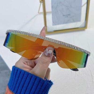 China Fashion sunglasses 2023 fashion one-piece glass personality diamond-encrusted hip hop sports rising sunglasses for sale