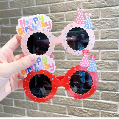 China Fashion sunglasses 2023 kids happy birthday party glass girls party custom logo sunglasses for sale