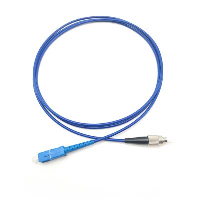 중국 Blue SS Single Mode Fiber Patch Cord G625D Pre Terminated Fiber Cable 판매용