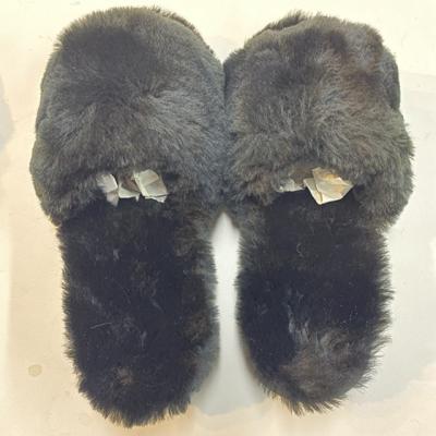 China Breathable open toe design and soft sheepskin fur upper slipper for sale