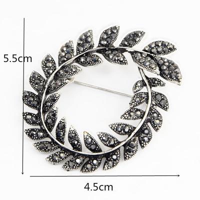 China Cute Multicolor Rhinestone Flower Brooches Jewelry Fashion Brooch Pin Badges For Wedding for sale