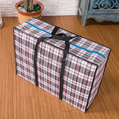 China Large Plastic Reusable Laundry Storage Shopping Bags With Zipper for sale