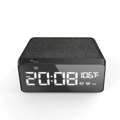 China 2020 Hidden Camera 1080P Digital Spy Desk Clock Camera OEM Wifi Smartphone Wifi Desk Clock Camera Action Camera for sale