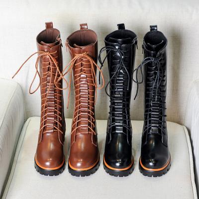 China Fashion Design Anti-slippery Customization Women Ankle Biker Boots Chunky Heel Lace Up Desert Boots Women Combat Boots for sale