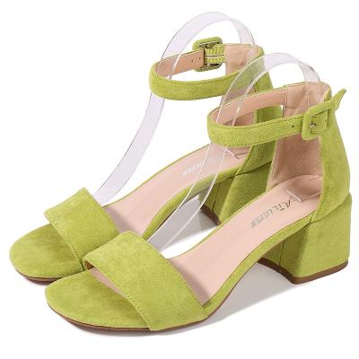 China Green Color Women Sandals New Design Low Heel Sandal Size Increasing for sale