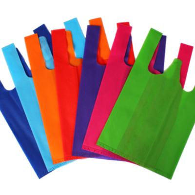 China Hot Sale Customized Color Handled Wholesale Recycled Non Woven W-cut Shopping Bag for sale