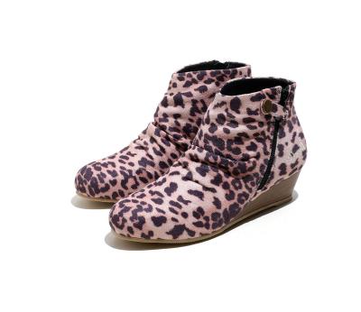 China Anti-slippery women's boot casual shoes leopard print custom logo large size shoes wholesale for sale