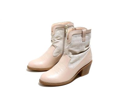 China Factory Wholesale Custom Logo Shoes Women Lightweight Boots Casual Shoes High Profit for sale