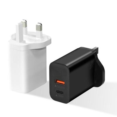 China Palladium Quick Charge 20W + QC3.0 Paper Box Packing Custom Wholesale UK 3 Pin Plug Usb Type c Palladium 30W QC3.0 Dual Port Wall Home Charger For MacBook Air for sale