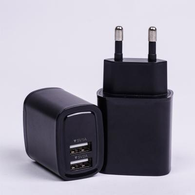 China Private mold ready to ship fast charging factory direct EU USA socket 5V 2A 3A dual USB port wall charger wholesale home Samsug for sale