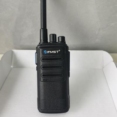 China Best Selling V618 400 Professional Fashion Waterproof Product Walkie Talkie Outdoor Walkie Talkie for sale