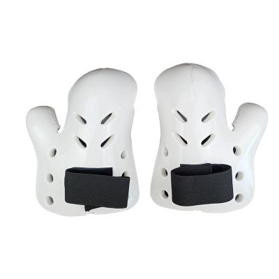 China Durable Comfortable Dipped Foam ITF Gloves Taekwondo Training Boxing Hand Guards Taekwondo Itf Protector for sale