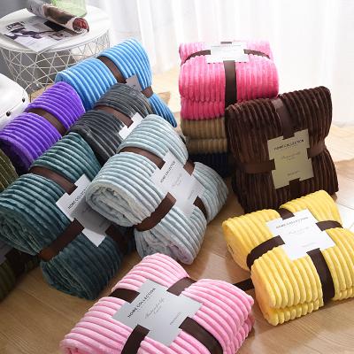 China 2021 Fashionable New Super Soft PORTABLE Comfortable Solid Color Flannel Fleece Throw Blanket Striped Wholesales for sale