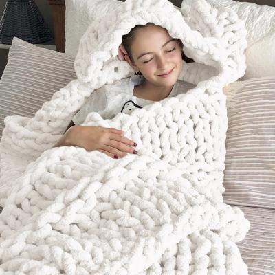 China Chunky Knit Chenille Bed Blanket Throw Blanket Anti-Static Luxury Knitted Warm Soft Comfortable Bulky Large Blankets For Cuddle In Bed Couch for sale