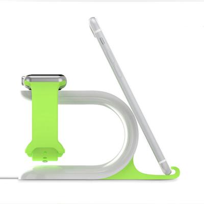 China Adjustable Unique Hanging Watch Stand 2 in1 Stylish Phone Stand For iPhone For Apple Watch for sale