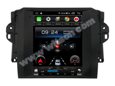 Cina 9.7'' Tesla Vertical Screen Per Toyota Fortuner 2017-2022 Android Car Multimedia Player in vendita