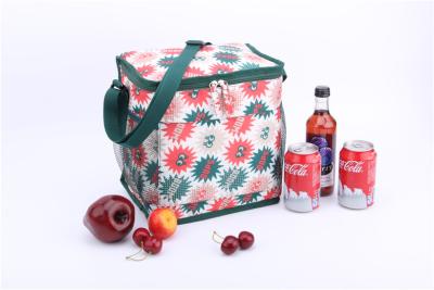 China Promotional beautiful flower printing lunch bag insulated with Zipper Design for sale