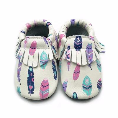 China New Arrival First Walkers Breathable Leather Soft Sole Baby Shoes Moccasin Shoes for sale