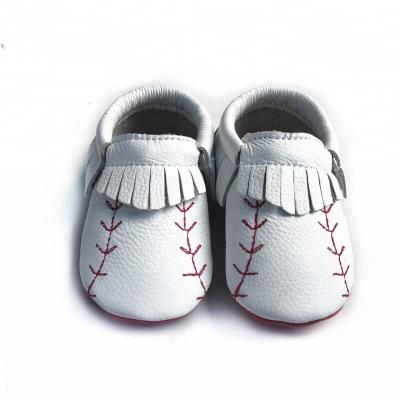 China High Quality Baby Design Baseball Shoes Baby Waterproof Soft Sole White Color Moccasin Kids Shoes for sale