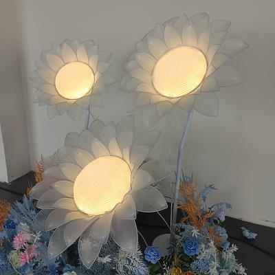 China Fashionable Wedding Decorations Set Wedding Light Three-Piece Decorations For Party Baby Shower Metal Sun Flower Road LED Guide Light for sale