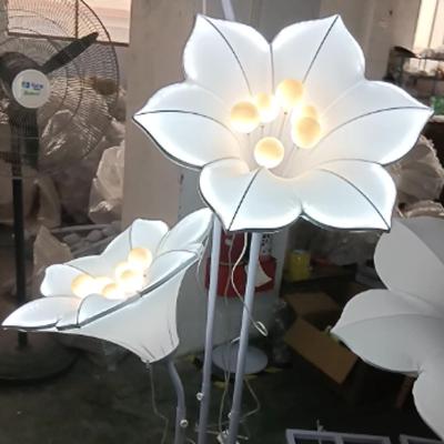 China Wedding Decoration Romantic Wedding Supplies 3 Heads Stand Led Lamp Centerpiece Walkway Home Pillar For Wedding Stage Decoration Wholesale for sale