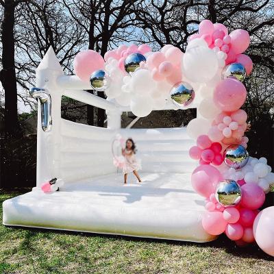 China Newest PVC Tarpaulin Bouncer Outdoor Inflatable Wedding White House Jumping Bouncy Castle for sale