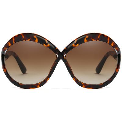 China Fashion Sunglasses 2021 Wholesale Women Men Designer PC Fashion New Dropship OEM Geometric Custom Logo Sunglasses UV400 for sale