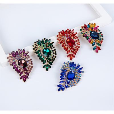 China Fashion Korean Luxury Alloy Colored Rhinestone Glass Brooch Pins Big Crystal Glass Brooches Women Wedding For Jewelry for sale