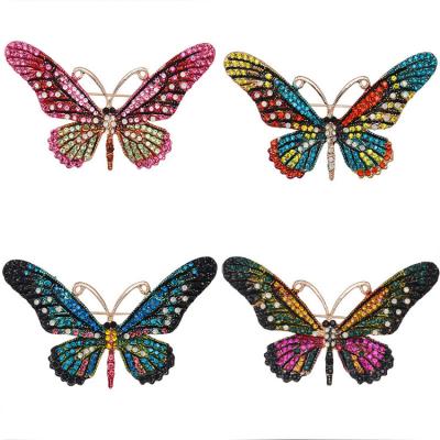 China Fashionable Korean Animal Jewelry Pin Butterfly Brooches For Women Rhinestone Corsage for sale