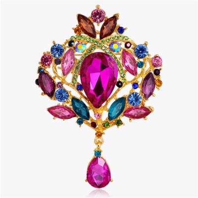 China Hot Sale European American Fashion Alloy Rhinestone Brooch Pin Jewelry Crown Glass Corsage Brooches For Women for sale