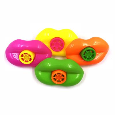 China Plastic Kids Mouth Lips Shapes Hissing Noise Maker Birthday Gifts Goodie Bag Fillers 6X3.8X2.4cm for sale