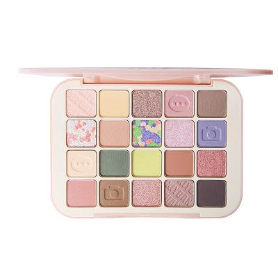 China 2021 Waterproof Makeup Oil Painting Dish 20 Colors Eyeshadow Dish Shimmer Matte Glitter Makeup Palette for sale