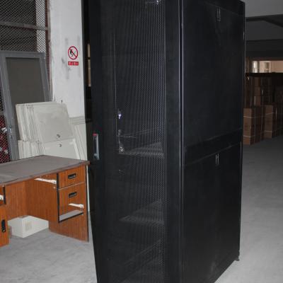 China Wholesale Integrated Customized Good Quality Cold Plate Internet Rack Server Cabinet for sale