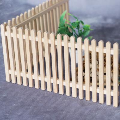 China 1:12 Dollhouse Dollhouse Mini Garden Accessories Landscape Micro Fence Model Single Empty TOY Fence Wood Long for sale