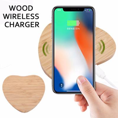 China Cellphones Fast Wireless Charger 10W Bamboo Wireless Charger Pad Portable Wooden Wireless Charging Pad for sale