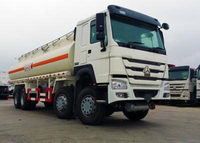 China 25 CBM 8x4 Het Roestvrije staal Materiële 371HP Dieselmotor van de Olietankervrachtwagen Te koop