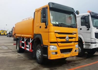 China HW76 Cab Water Sprinkler Truck , 400L Tank Water Carrier Truck With 290HP Engine for sale