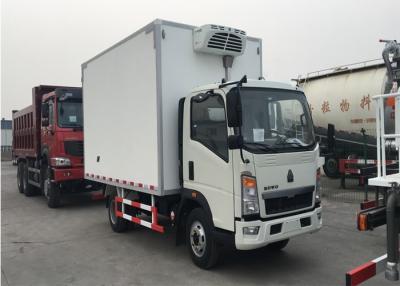 China 10 T Refrigerated Box Truck With SINOTRUK HOWO Chassis Polymer Composites Van Board for sale