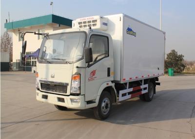 China Euro 2 5 Ton Small Freezer Truck , 95km/H Max Speed Refrigerated Van Truck for sale