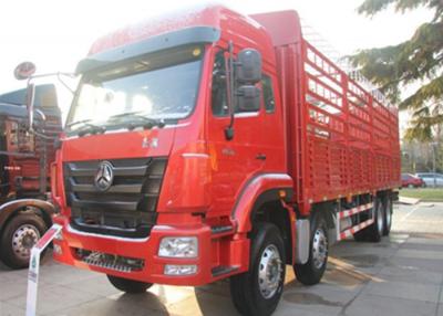 China 40 Ton Heavy Livestock Trucks , Four Axles Cattle Transport Trucks 11.00R20 Tire for sale