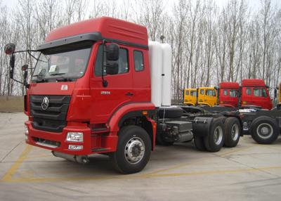 China 50 Ton Heavy Semi Truck Mover , CNG 371HP 3 Axle 6X4 Tractor Head Trucks for sale