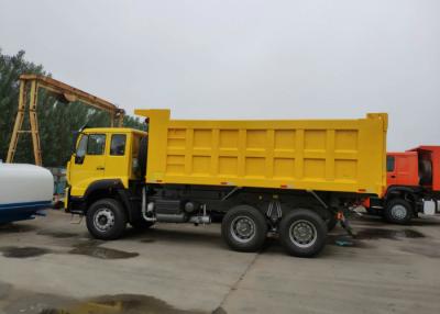 Chine Camion à benne basculante de SINOTRUK HOWO 8x4, pneus du camion à benne basculante de 50 tonnes With12.00r20 à vendre