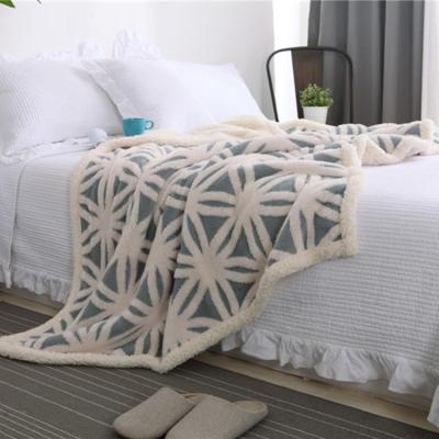 China Wholesale Viable Double Side Sherpa Plush Jacquard Blanket Snowflake Pattern Soft Thick Blanket For Couch Sofa Bed for sale