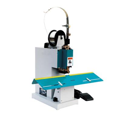 China Single Head Flat And Saddle Iron Wire Booklet Quilting Machine 320*280mm for sale