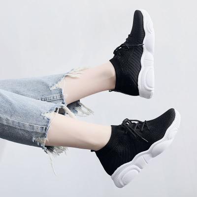 China Free Shipping Fashion Trend Cheap Leisure Women Shoes Women Running Casual Sport Shoes Big Stock Chunky Sneakers Women Sock Shoes for sale