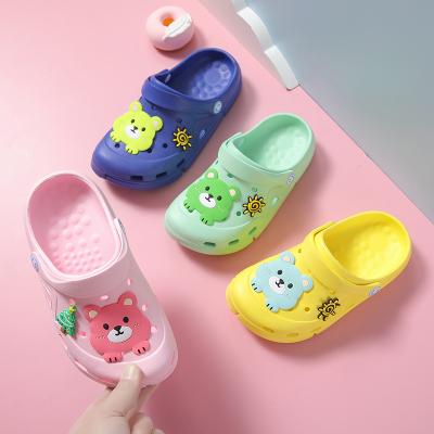 China Non-slip Kindergarten Clogs Toddler Sandals Boys Girls Summer Slipper Kids Breathable Lightweight Kids Sandals for sale