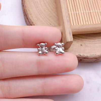 China 2021 925 Silver Bear Bear Earring Trend Cute Elegant Fashion Trend Cute Earring Touses Earring Jewelry for sale