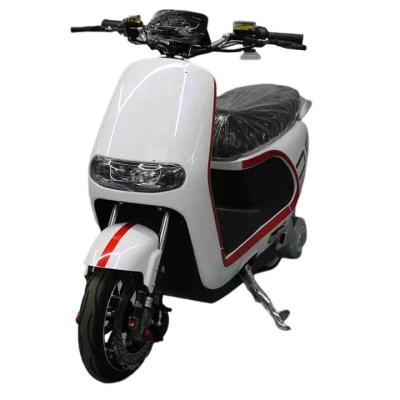 China Innovation 1200w popular unique motor 60V20AH cheap price men's design rear drive city scooter B09 made in china for sale