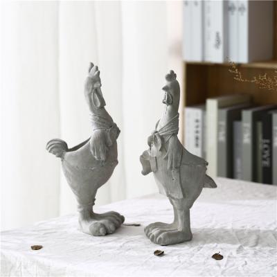 China Eco-friendly Adorable Flower Planters Rooster Figurine Cement Shape Animal Flower Pot for sale