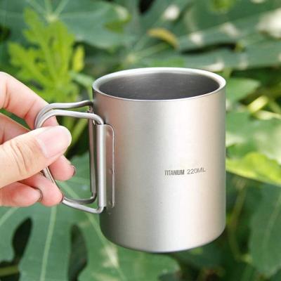 China Hot Sale Lightweight Camping Double Wall Insulated Ice Tea Folding Cup Whiskey Titanium Wine Mug for sale